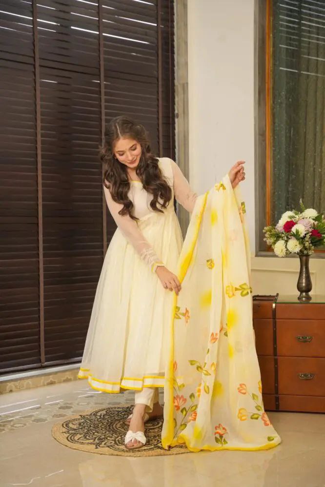 Blazing Beauty Fashion’s Bold Anarkali Suit Set