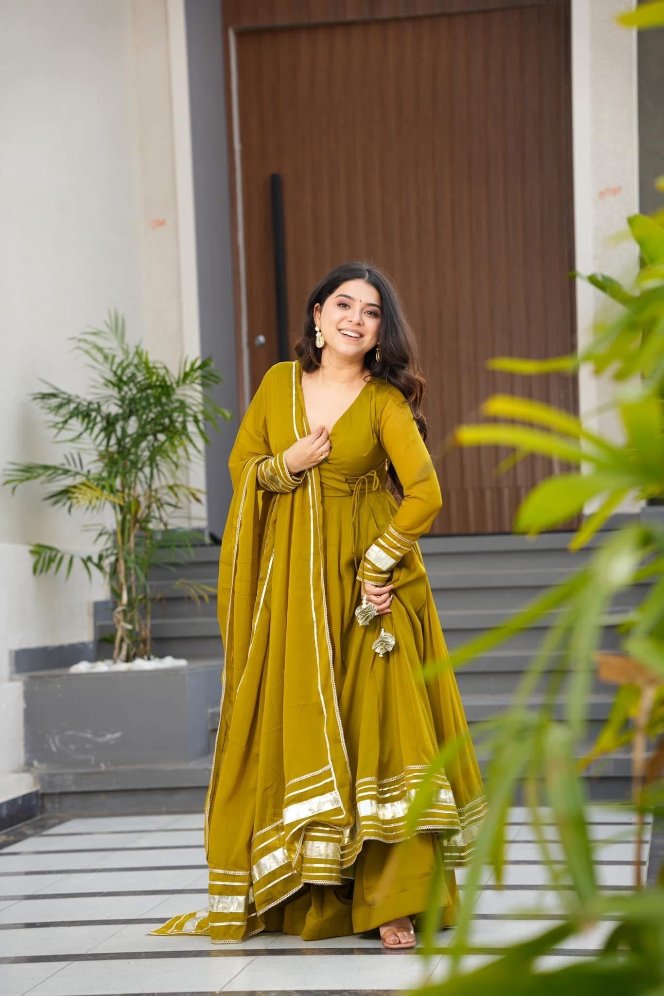 Ishara Gota Handwork Faux Georgette Anarkali Plazzo Set