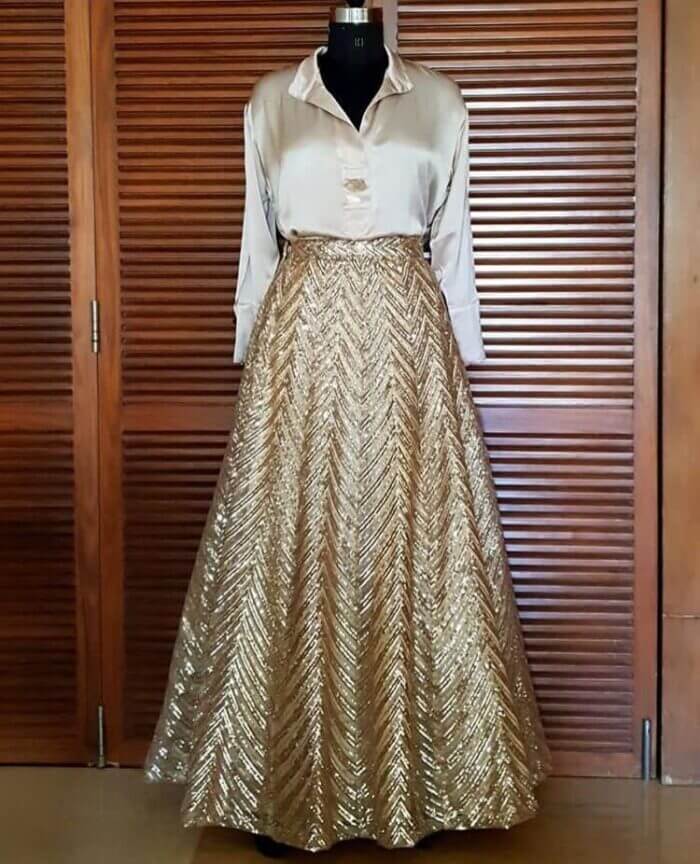 DESINGER GOLDEN CROP TOP LEHENGHA