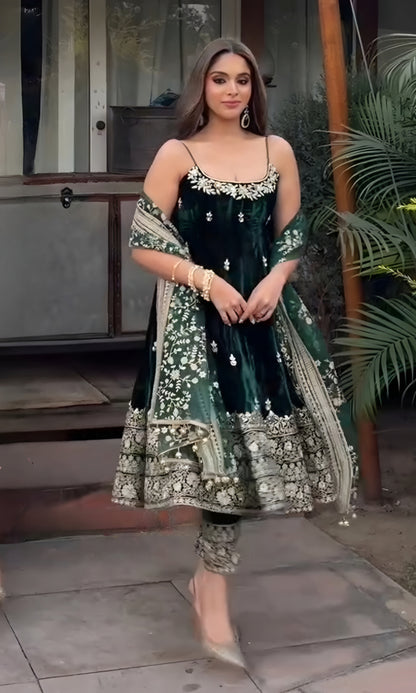 Lavanya Vichitra Silk Kali Cut Anarkali Pant Set