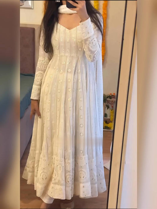 Aarohi’s Angelic Aura Embroidered White Anarkali