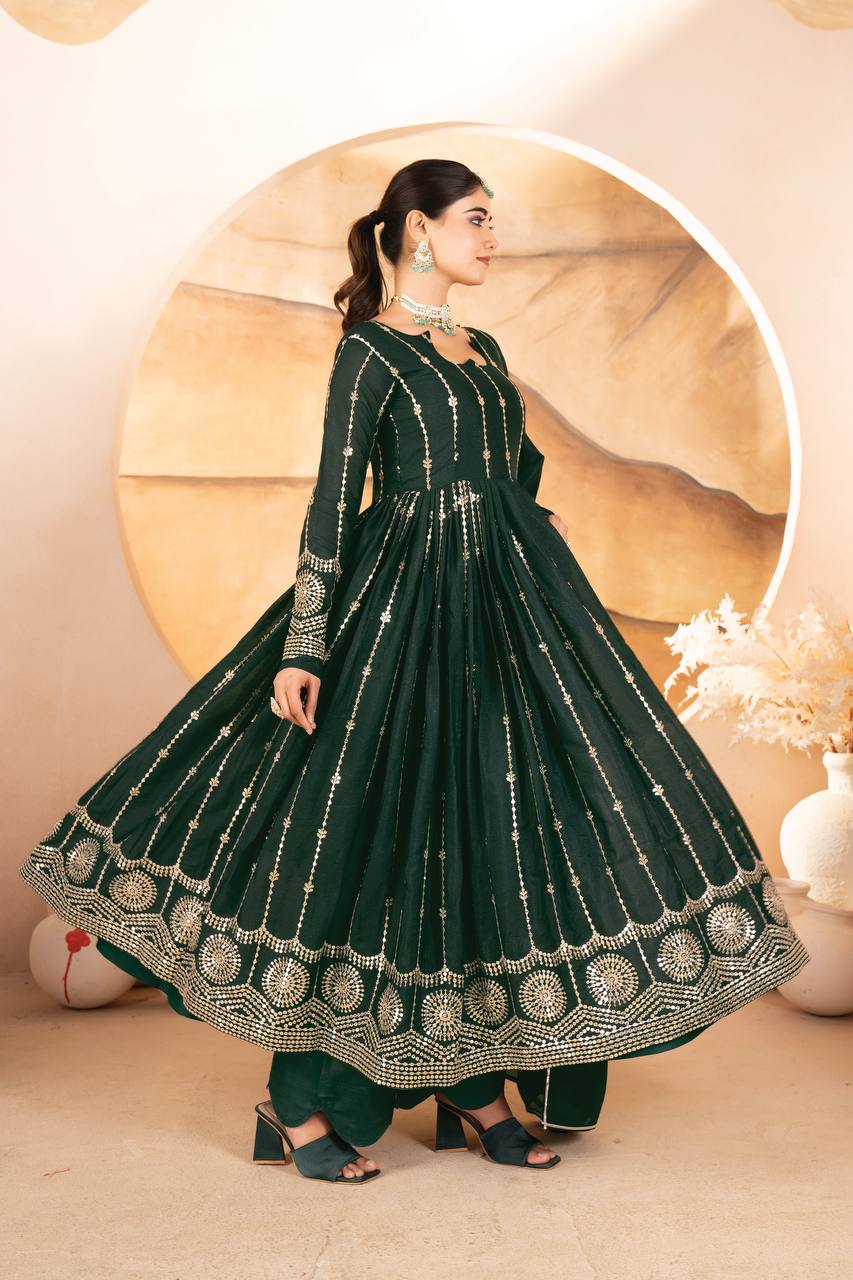 Inaaya’s Luxe Flow Premium Georgette Anarkali Set