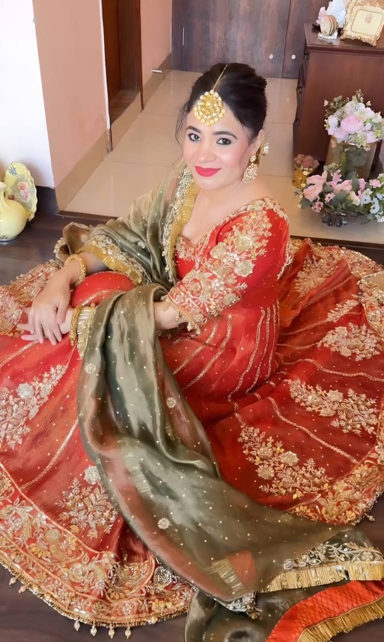 Azira Fendy Satin Premium Suit Set