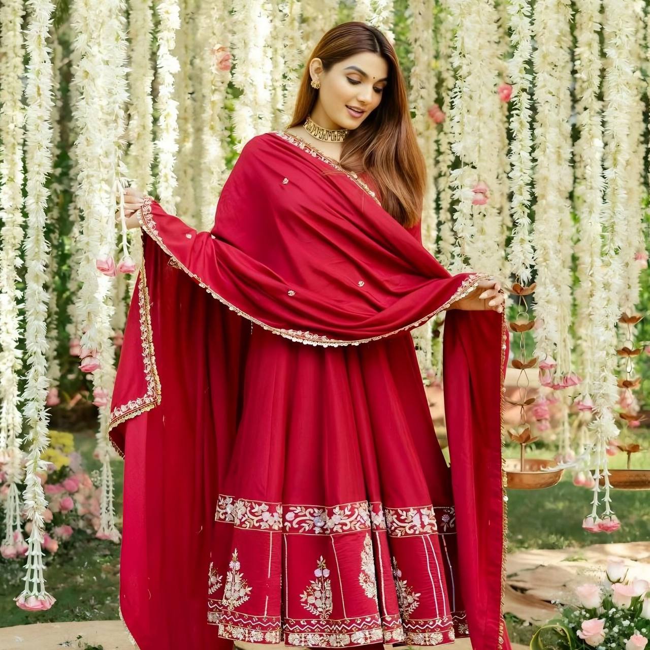 Zariyah Luxe Roman Silk Suit