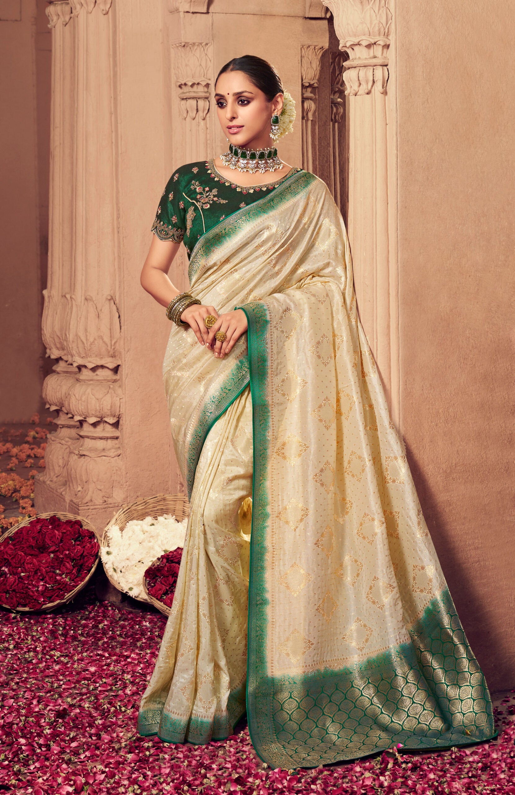 Marudham Meenakshi - Greenish Meenakshi Dolla Silk