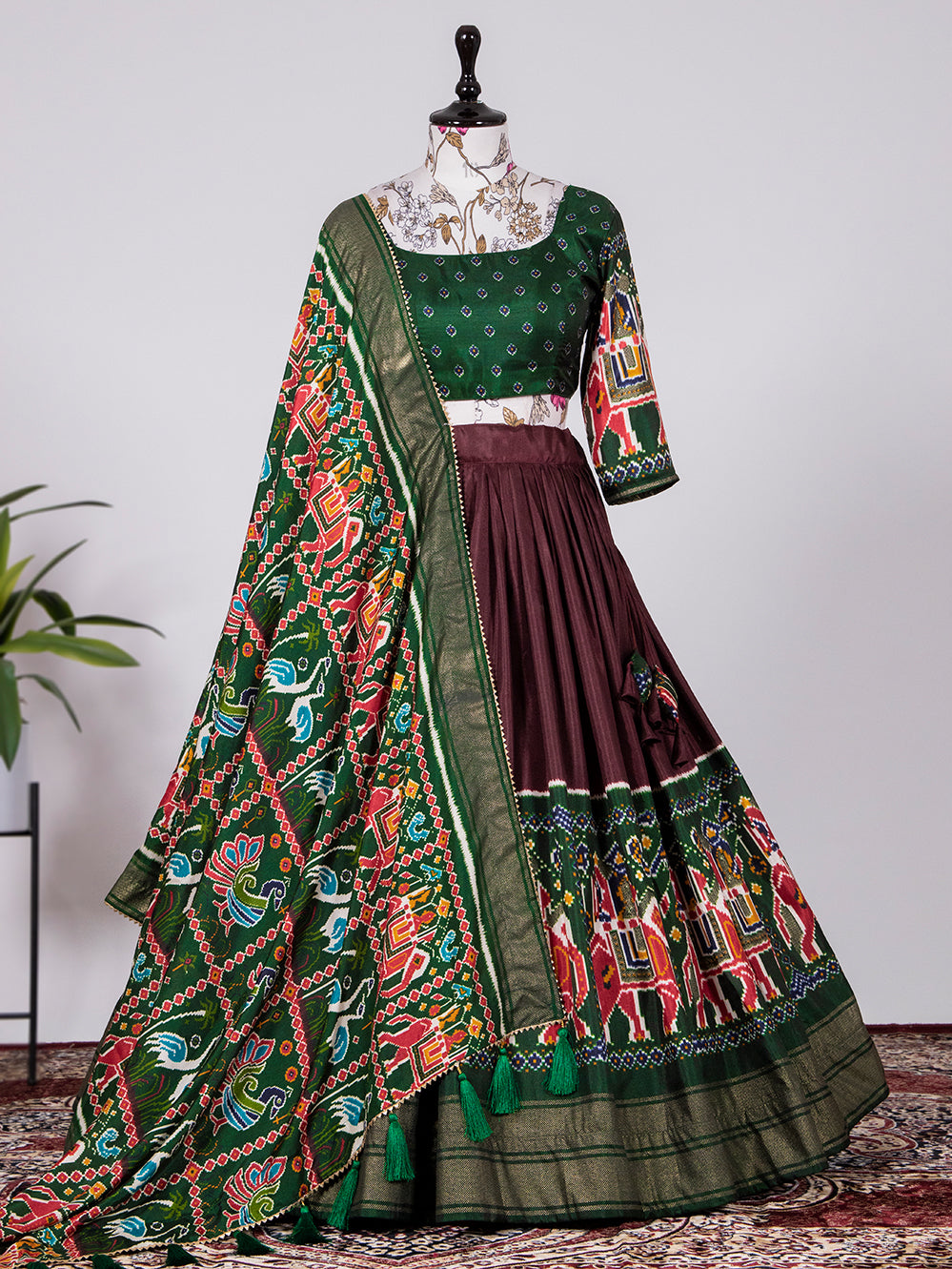 Prakriti Varsha Rustic Brown Patola Splendor Dola Silk Patola Print Lehenga Choli