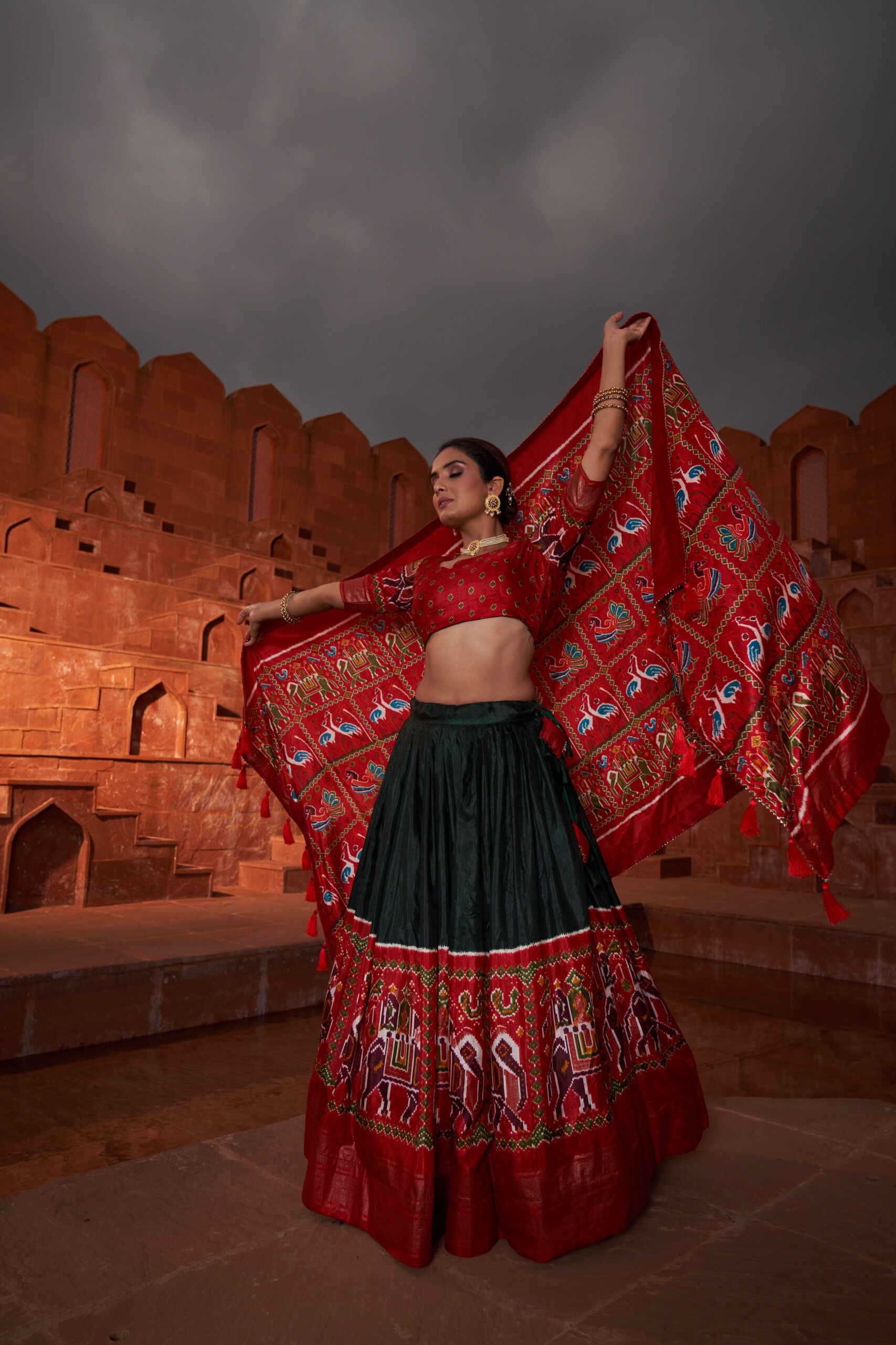 Rang Tarang: Graceful Green Patola Print Ensemble in Dola Silk