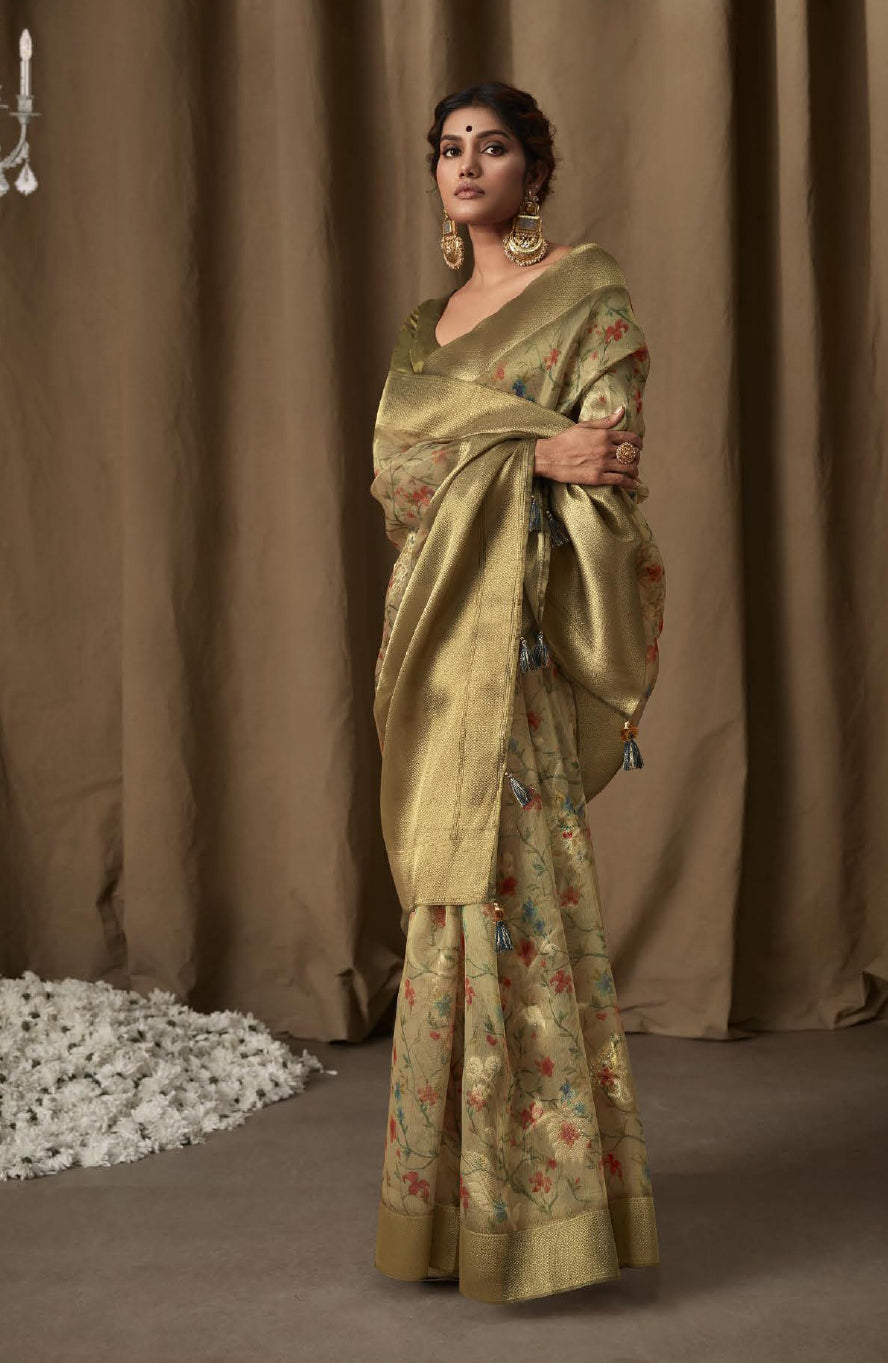 Shobuj Aabaran Digital Chic Saree