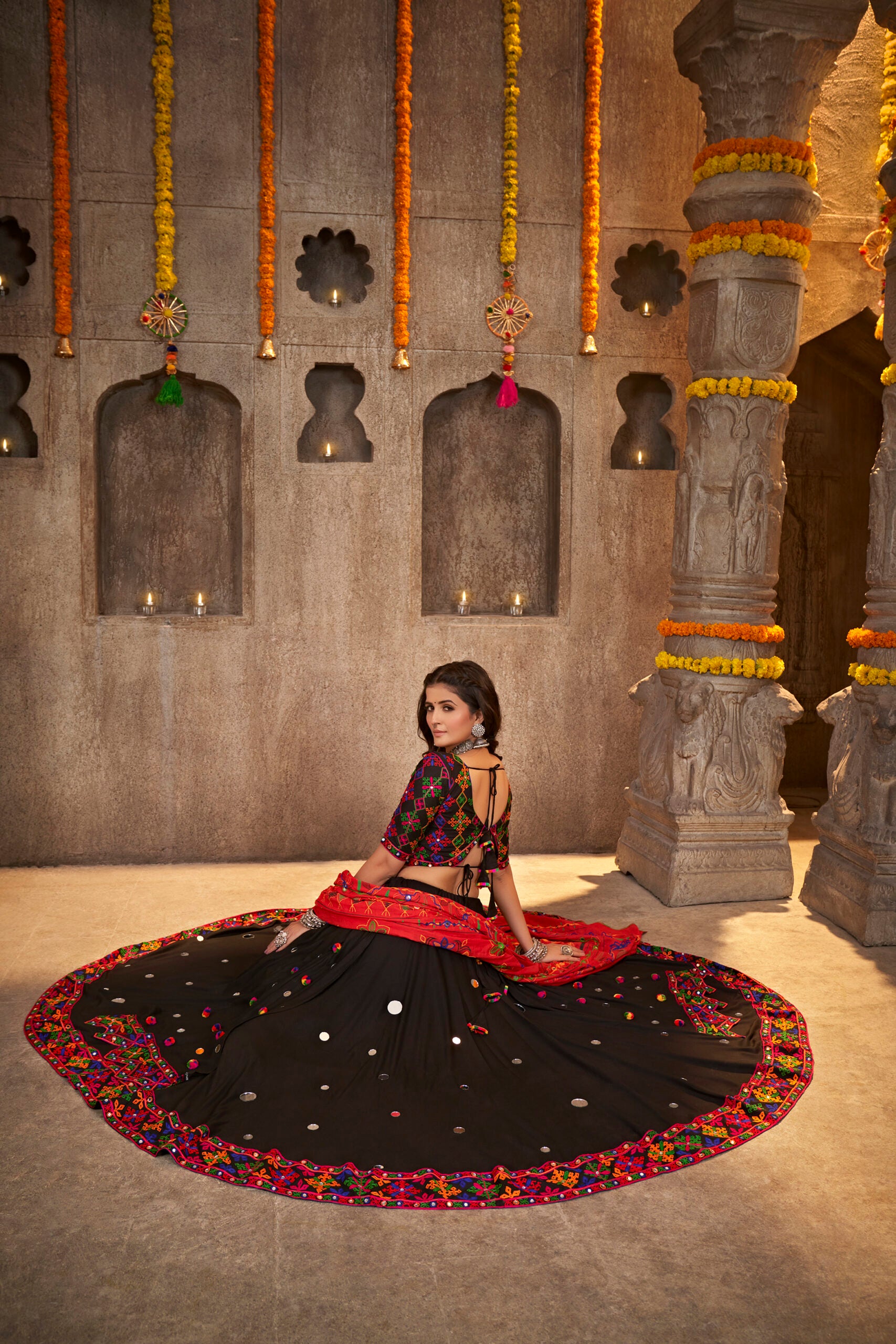 Kajal Kanak Mirror Navratri Lehengha Choli