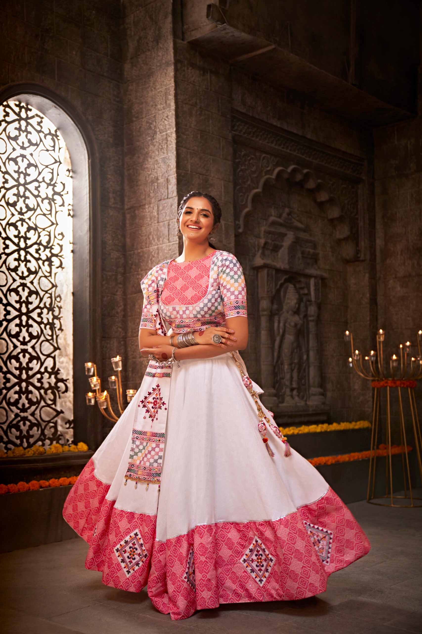 Amdavadi Aura Threaded Elegance Lehenga Choli