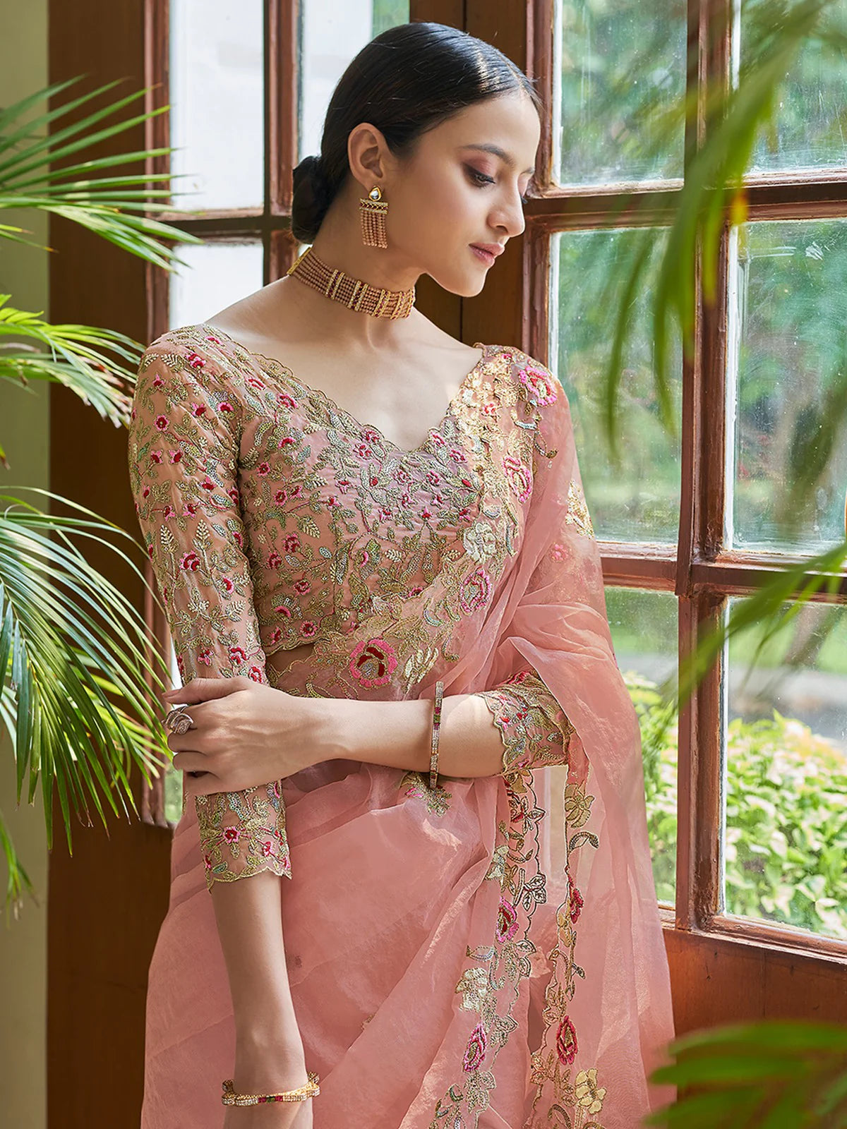 Mesmerizing Coral Twilight Peach Saree