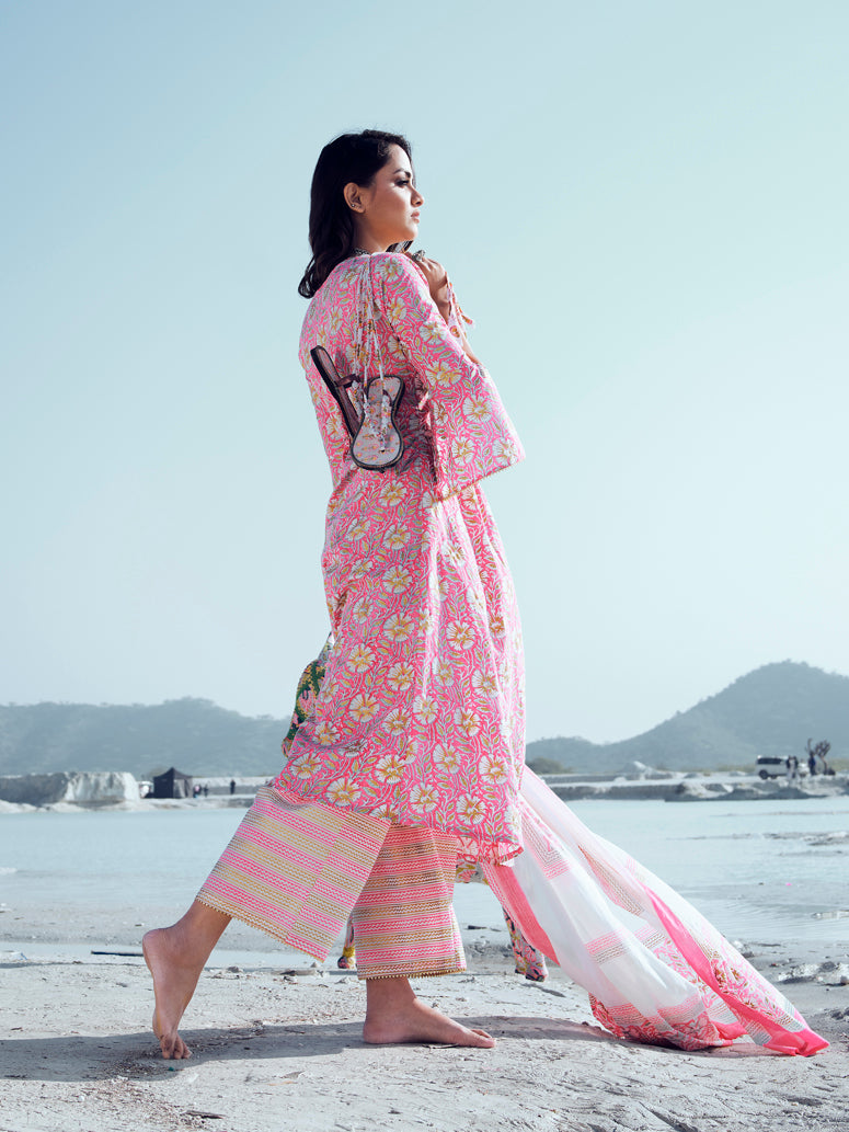 Bubblegum Pink Hibiscus Printed Indo Western Kurta Set
