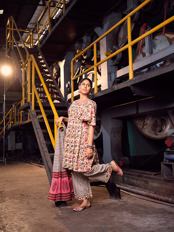 Cream and Pink Pleated Kaftan Style Kurta Set