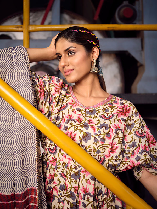 Cream and Pink Pleated Kaftan Style Kurta Set